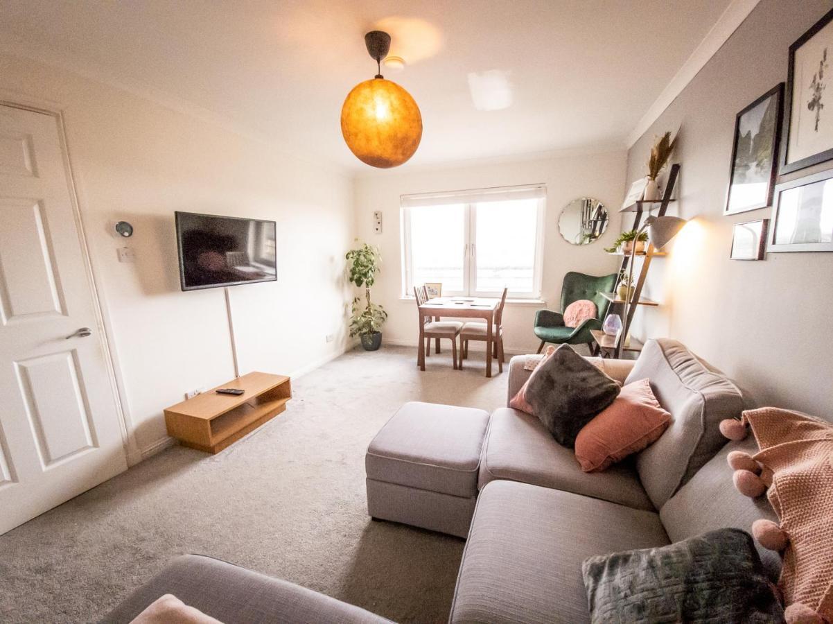 Tranquil 2bed/2bath Duplex *