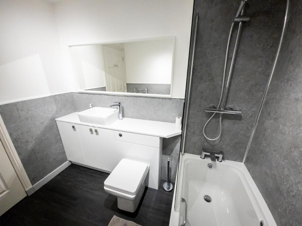 Tranquil 2bed/2bath Duplex Apartment *